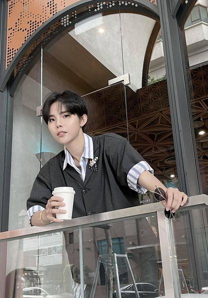 Ai là ca sĩ số 1 Việt Nam? Bật mí Top 10 ca sĩ nổi tiếng nhất Việt Nam năm 2021 Ai là ca sĩ số 1 Việt Nam