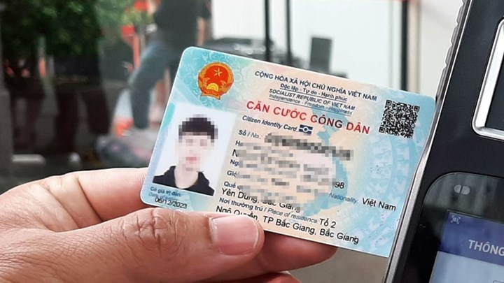 Làm căn cước công dân mặc áo gì? 6 lưu ý khi làm thẻ CCCD