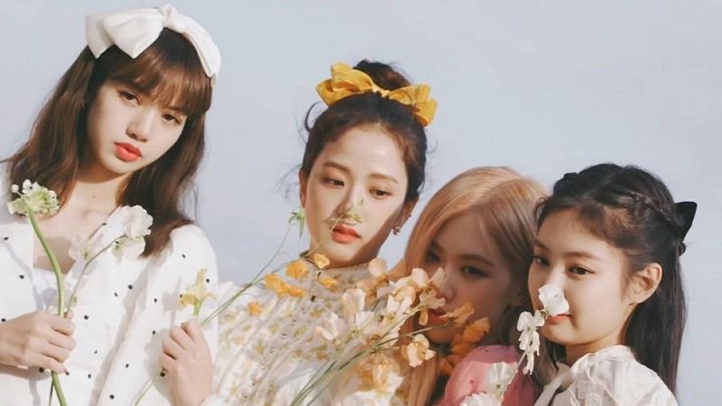 Debut là gì? Debut có ý nghĩa gì trong giới giải trí? Debut là gì