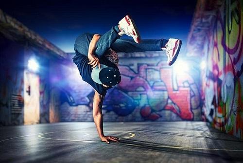 Hip hop là gì? Thuật ngữ liên quan đến Hip hop là gì?