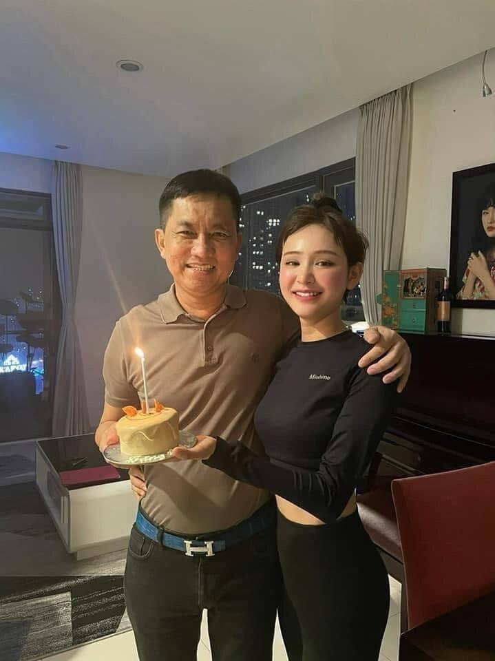 Gia tộc Sơn Kim là gì? Chân dung lão phật gia và 5 người thừa kế Gia tộc Sơn Kim là gì? Chân dung lão phật gia và 5 người thừa kế