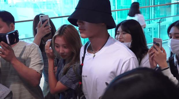 Lucas (NCT) là ai? Thực hư việc song tính và bạn trai cùng giới Lucas (NCT) là ai?