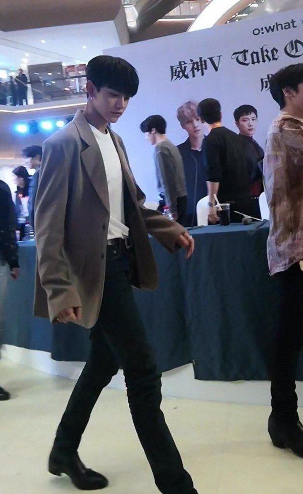 Lucas (NCT) là ai? Thực hư việc song tính và bạn trai cùng giới Lucas (NCT) là ai?