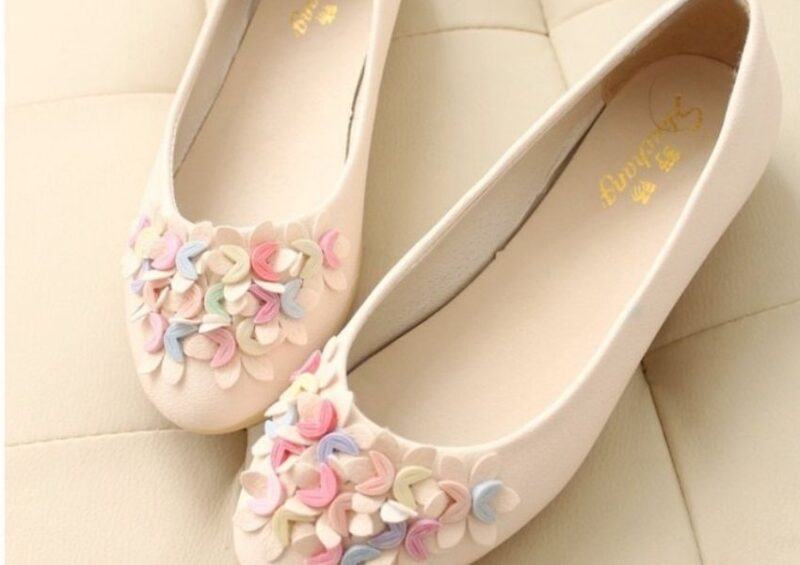 mac ao dai gi giay bup be