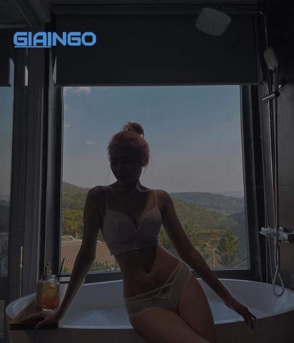ngọc matcha mặc bikini