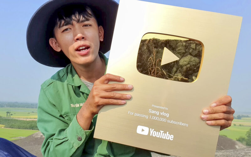 Sang Vlog la ai