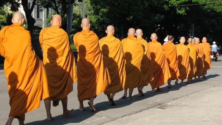 Sự khác nhau giữa Đại Thừa và Tiểu Thừa? Kiến thức Phật giáo su khac nhau giua dai thua va tieu thua