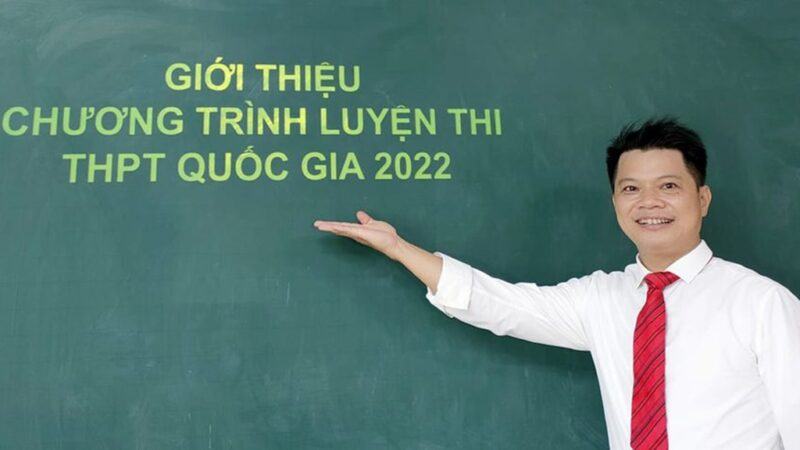 Thầy Phan Khắc Nghệ là ai