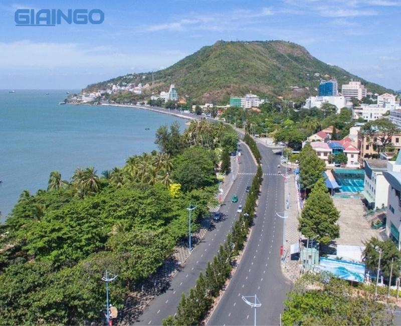 Tỉnh có thế mạnh để phát triển du lịch biển ở Đông Nam Bộ là gì?