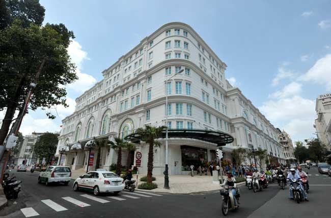 Bà chủ Thuận Kiều Plaza là ai? Bí ẩn về tòa chung cư hơn 20 năm tuổi Bà chủ Thuận Kiều Plaza là ai?