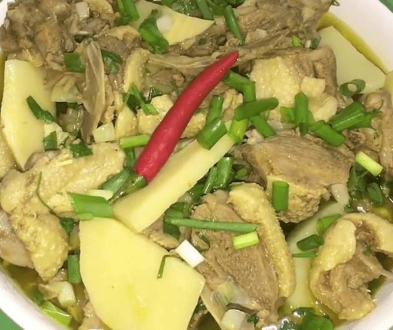 Vịt om sấu nấu như thế nào? Top 6 cách nấu vịt om sấu ngon xuất sắc Vịt om sấu nấu như thế nào?